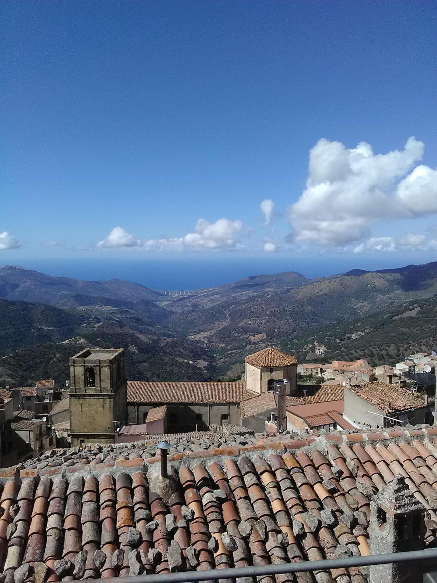 Casa Vacanze Lina Lejlighed San Mauro Castelverde Eksteriør billede